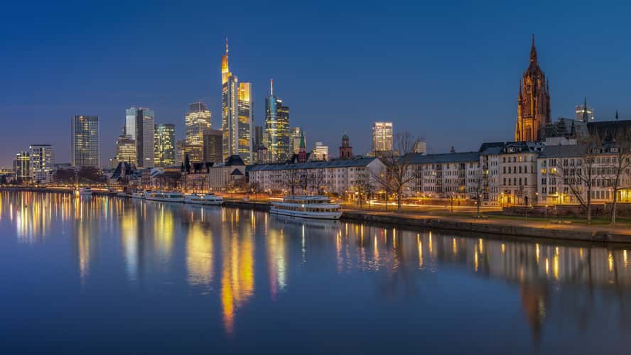Skyline View at Alte Brücke, Frankfurt am Main