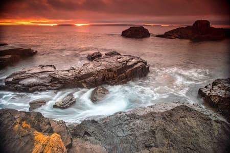 Sunrise Spiky Beach Tasmania