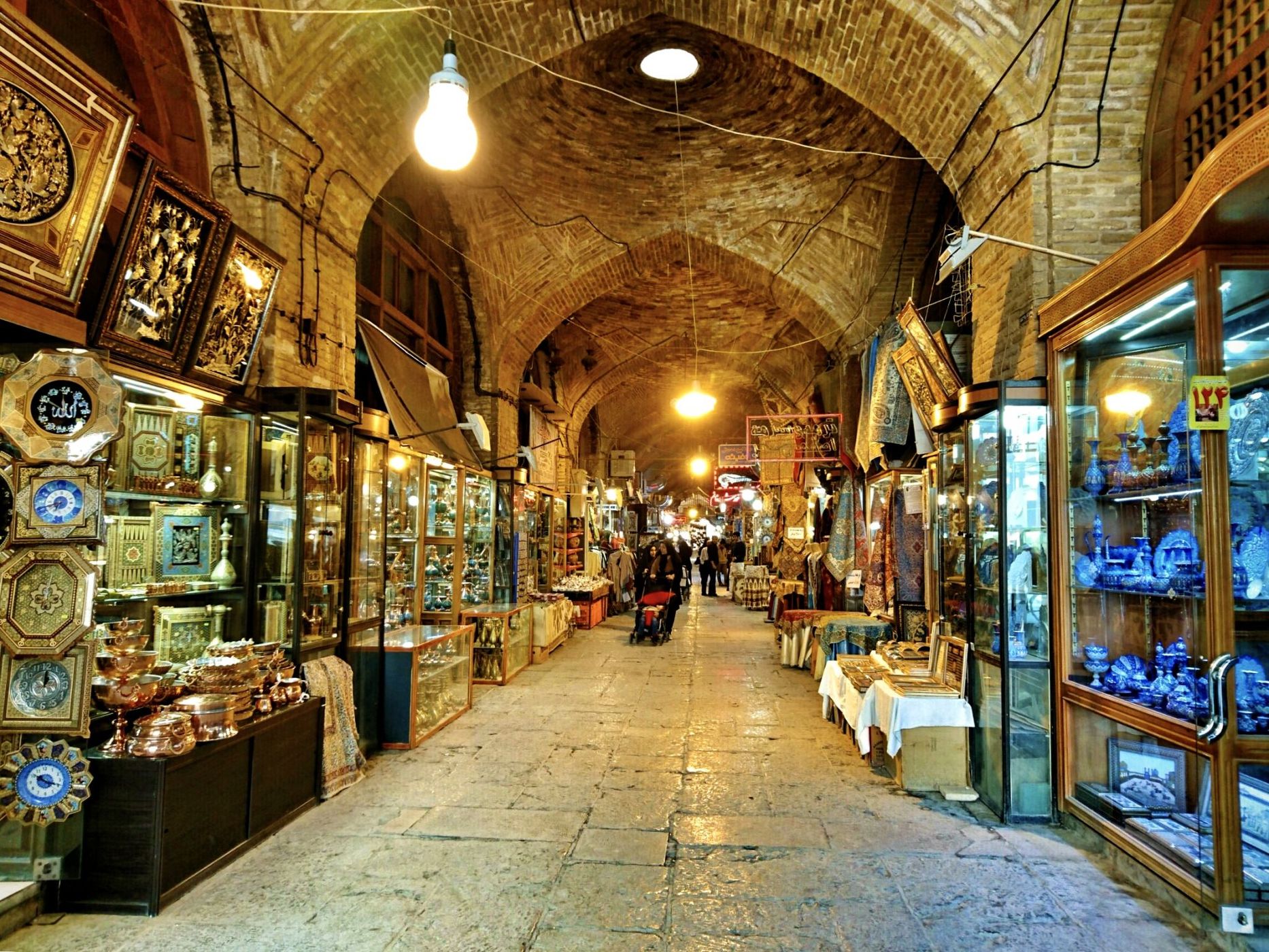 Bazaar around Naqsh-e Jahan Square, Iran