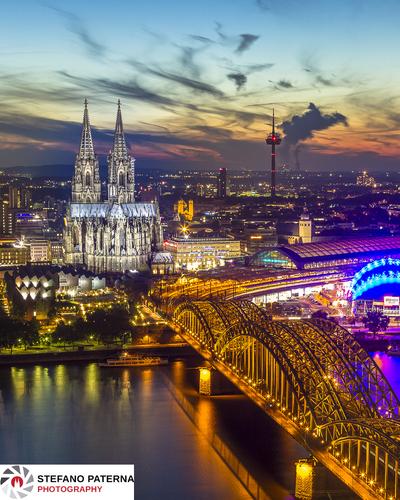 Cologne cityscape from KölnTriangle