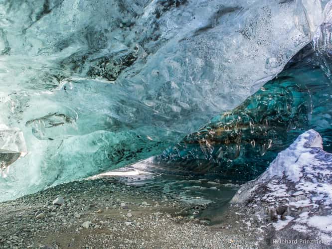 Ice cave Breiðamerkurjökull Glacier