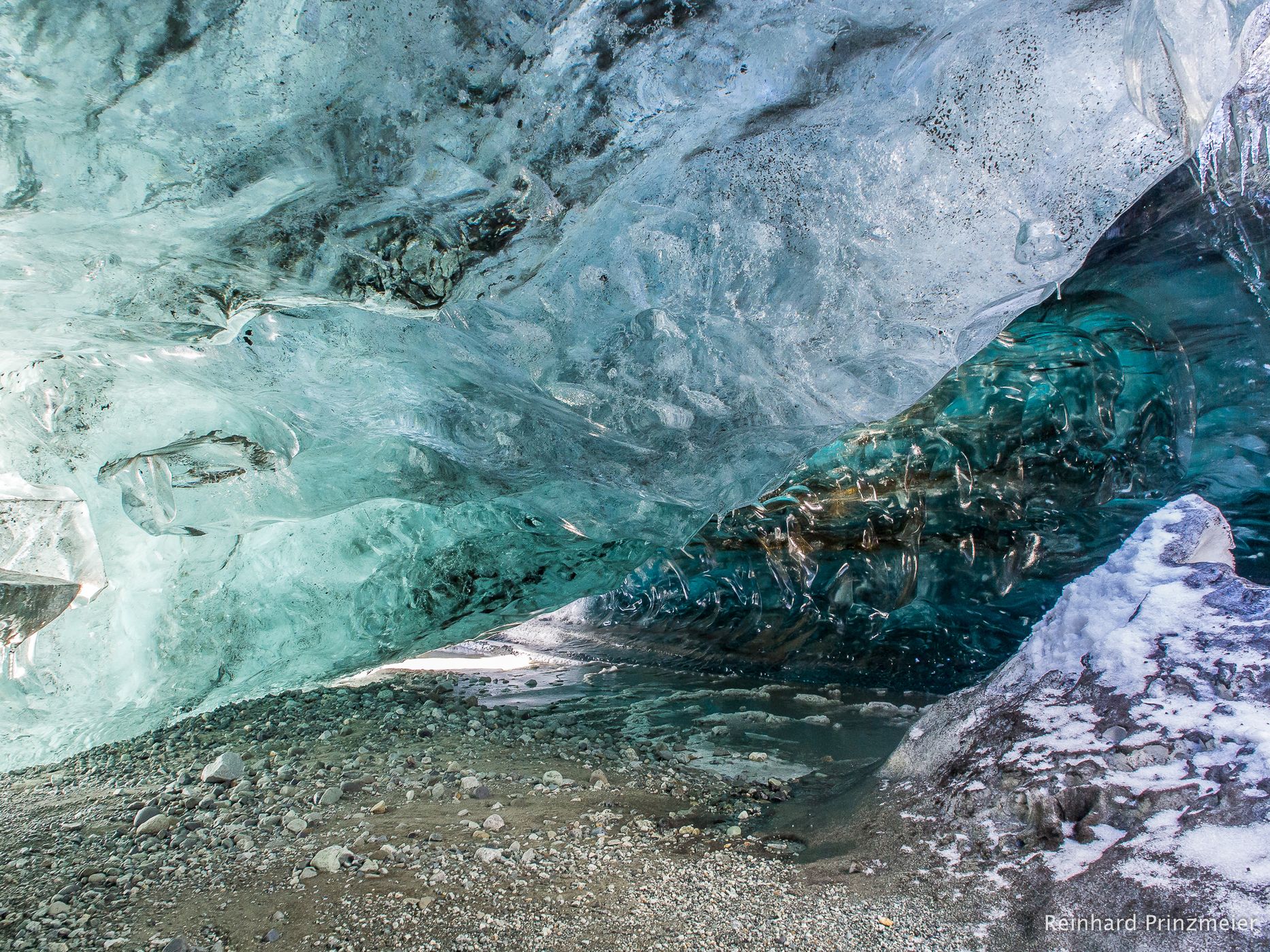 Ice cave Breiðamerkurjökull Glacier, Iceland