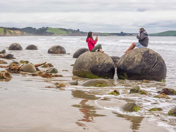 Moeraki Boulders