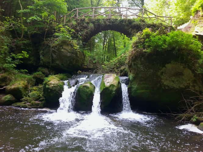 Classic View of Schiessentümpel Cascade