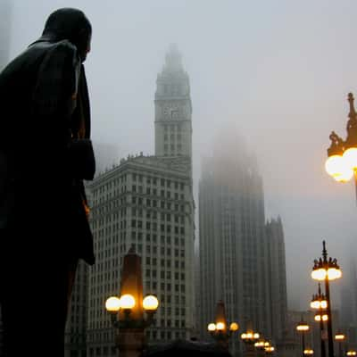 Wabash Avenue Bridge and Trump Tower, USA