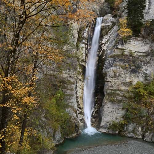 Wasserfal Turtmann, Schützenlaube, Dorf im Wallis