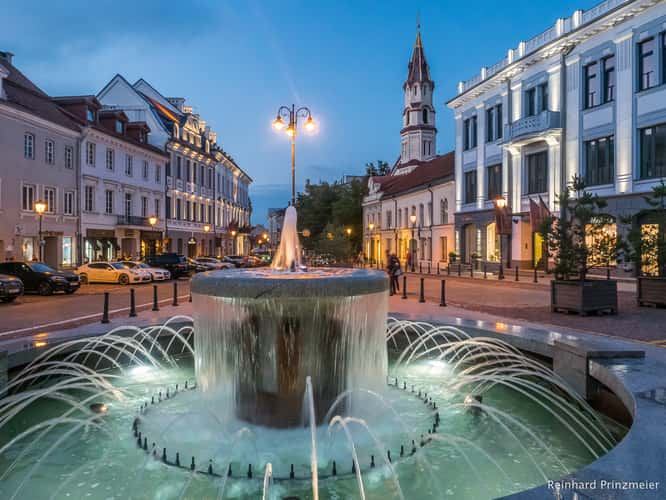 End of the day in the old town of Vilnius