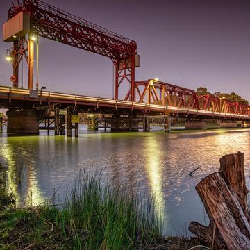Paringa Bridge pre Dawn Paringa Renmark South Australia, Australia