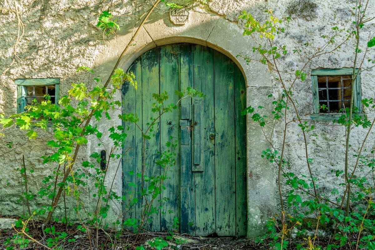 Pátyi pincehegy, Hungary