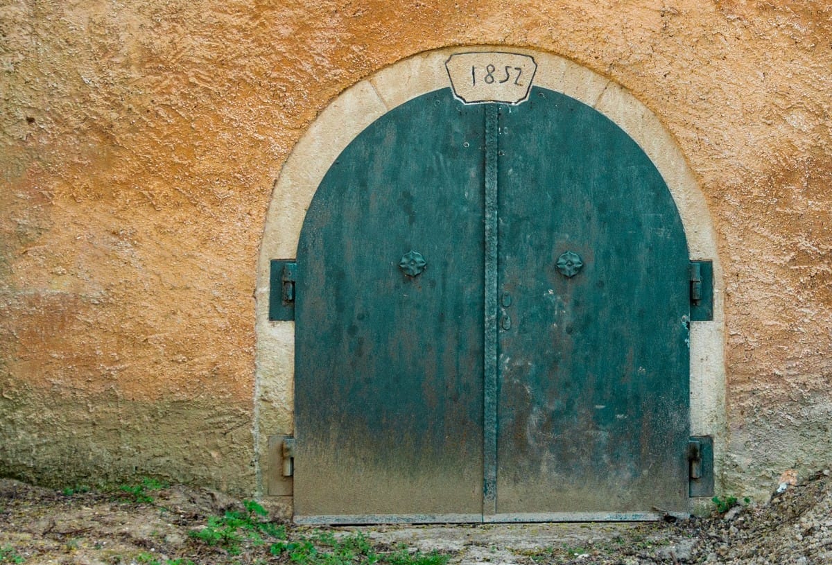 Pátyi pincehegy, Hungary
