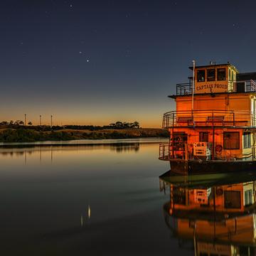 Captain Proud Paddle Steamer, Murray Bridge, South Australia, Australia