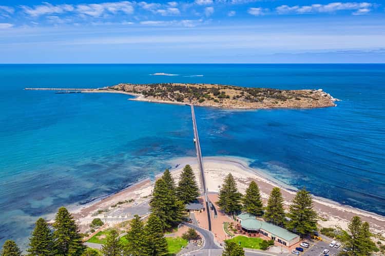 Granite Island drone, Victor Harbor, South Australia