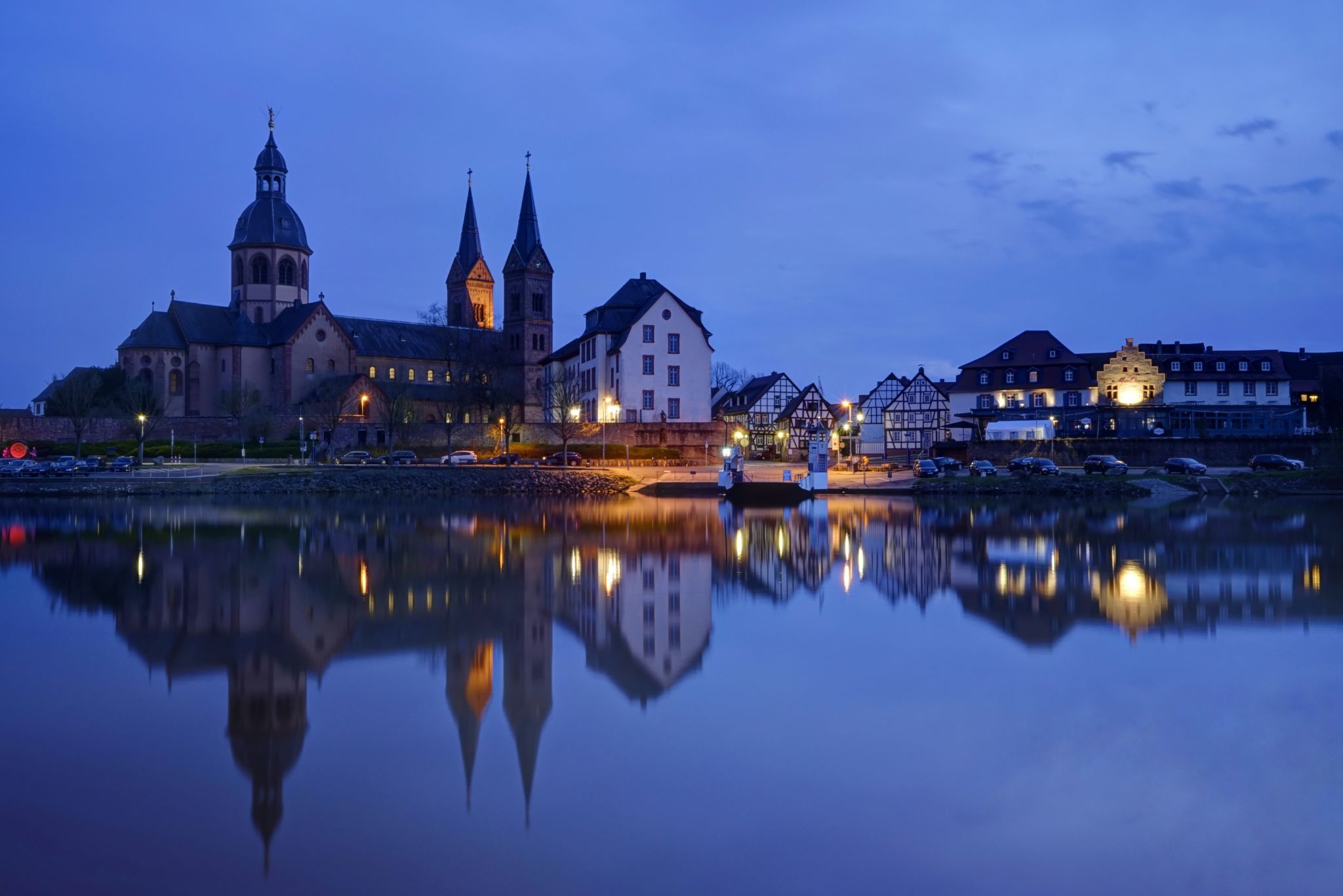 Großwelzheim, ferry to Seligenstadt, Germany