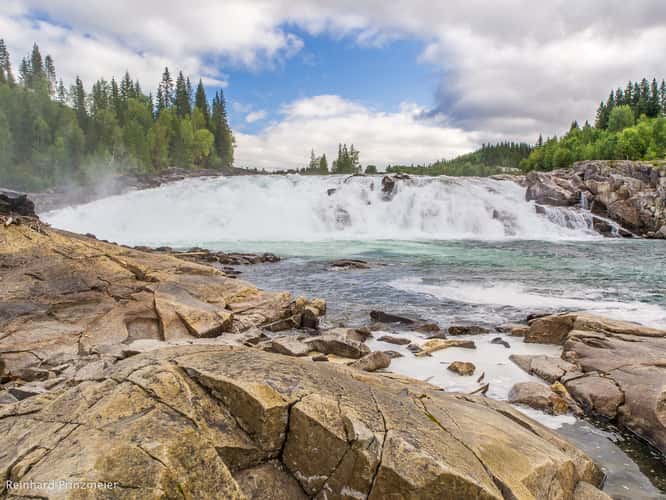 Laksfossen / Laksforsen Waterfall