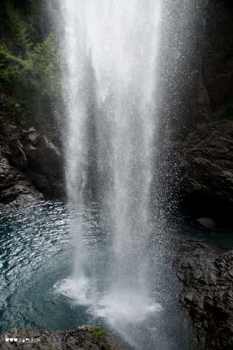 Bergli Stüber Waterfall