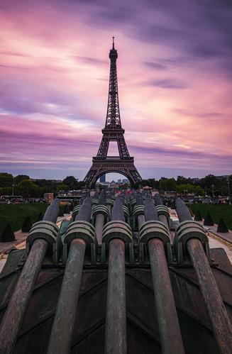 Fontaine du Trocadéro & Eiffel Tower, Paris France