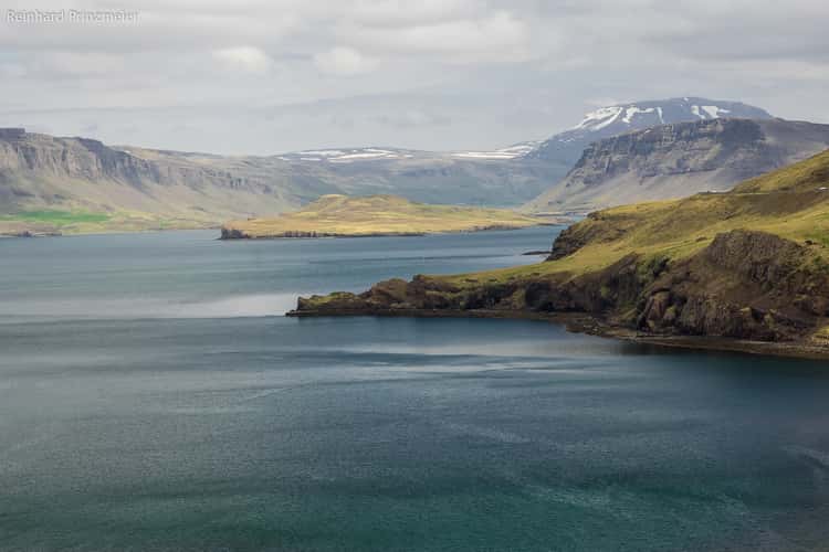 Hvalfjörður / Whale Fjord