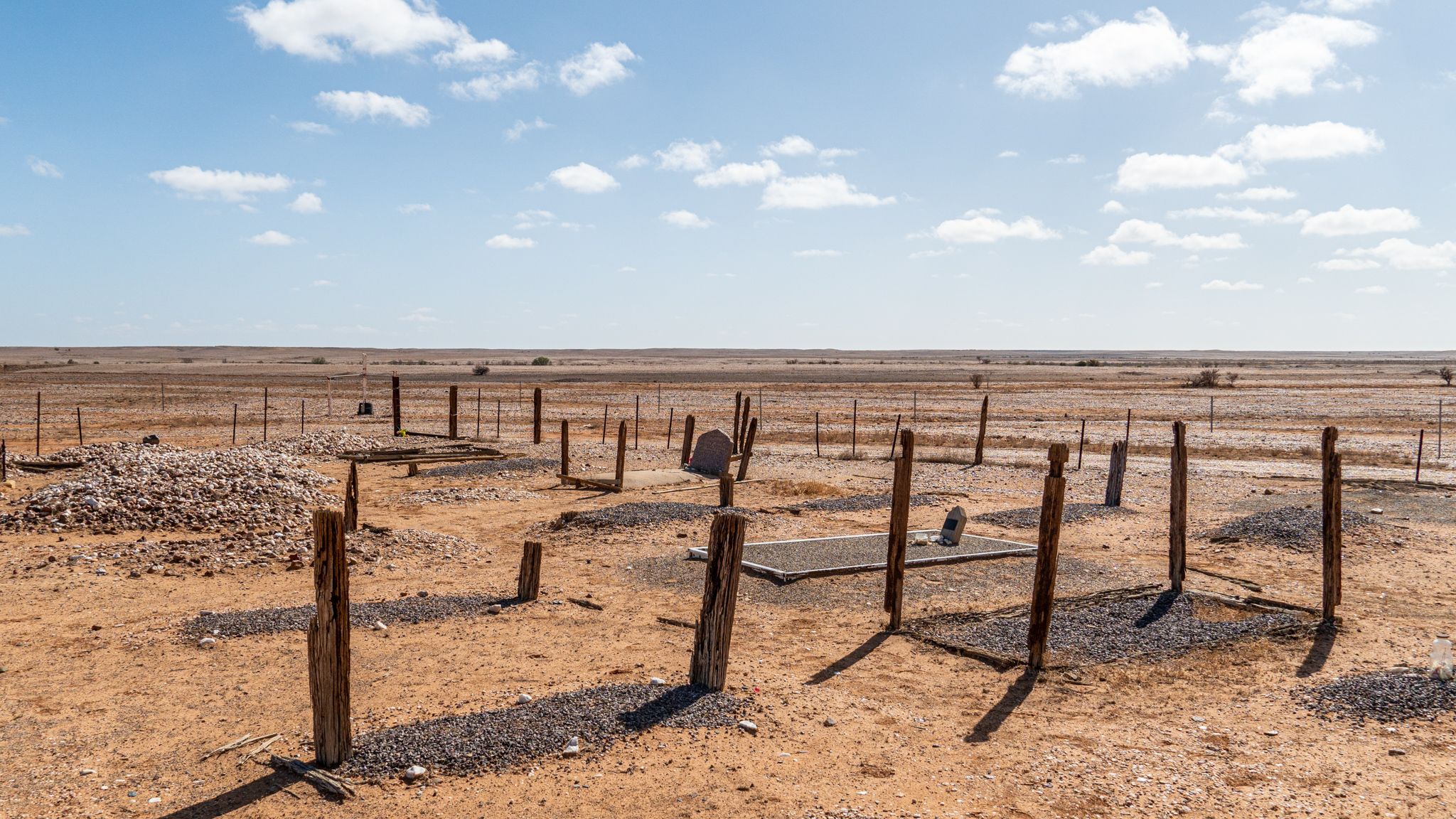 Lonely Cemetery, Australia