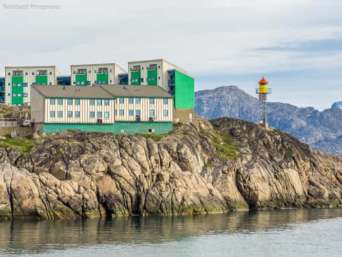 Maniitsoq Lighthouse