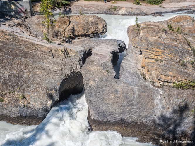 Natural Bridge, Yoho National Park