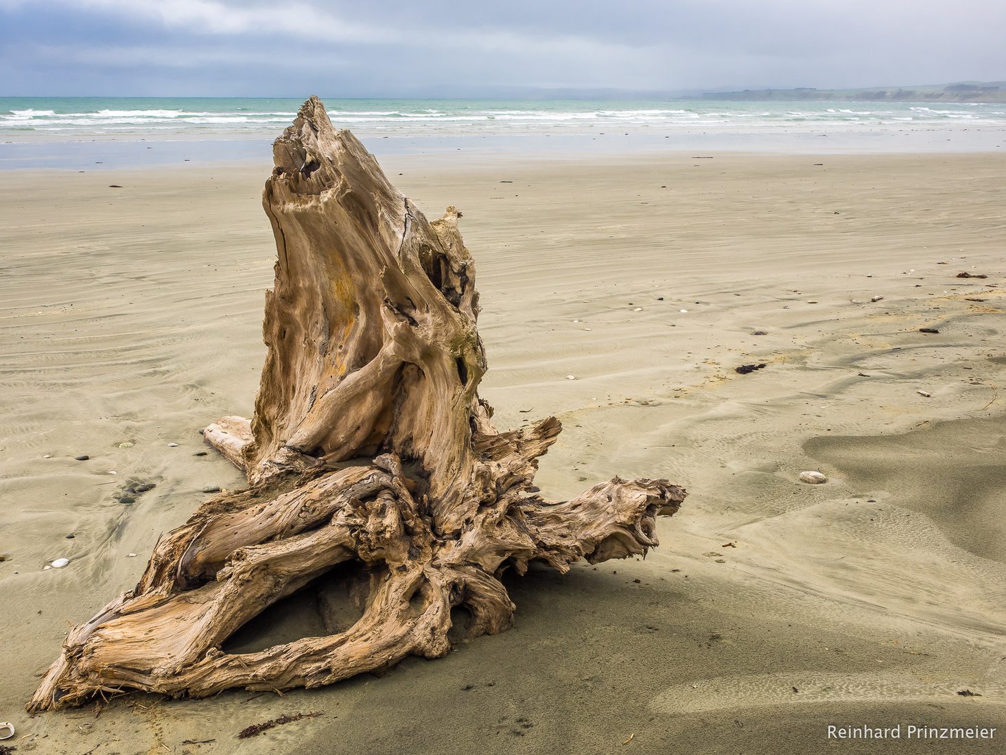 orepuki-beach-new-zealand