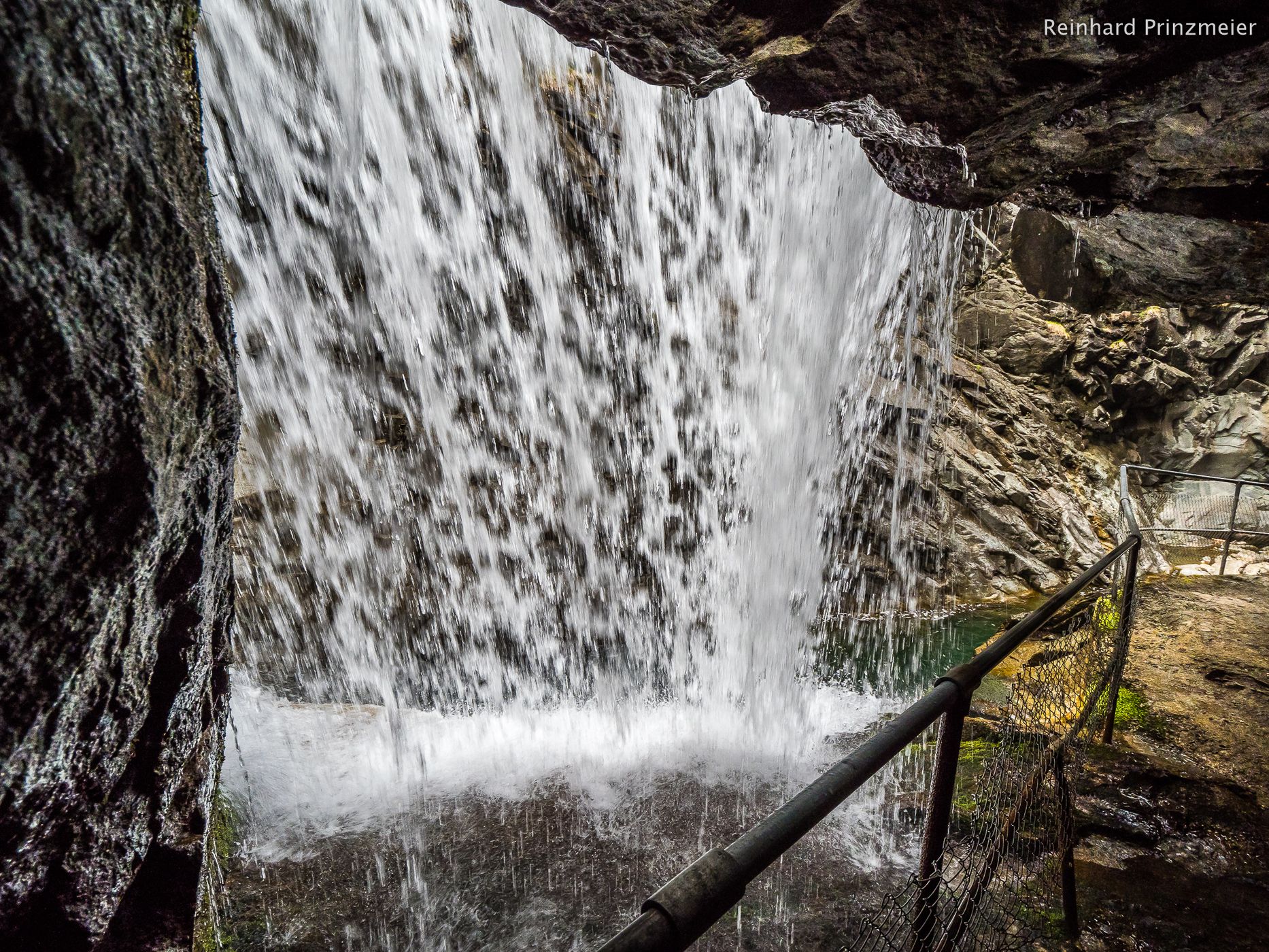 Roflafall, Switzerland