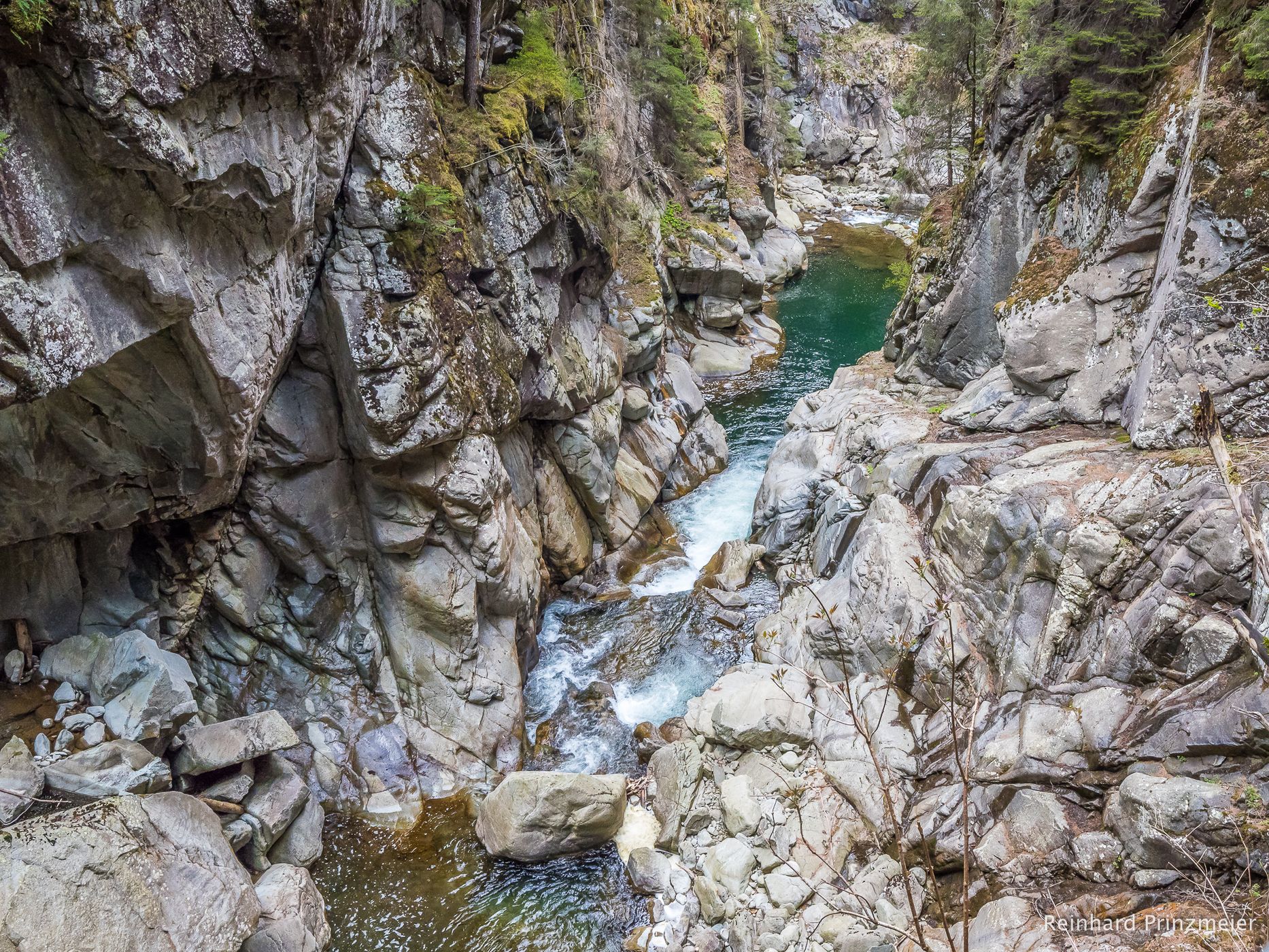 Roflafall, Switzerland