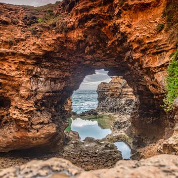 The Grotto, Great Ocean Road, Port Campbell, Victoria, Australia