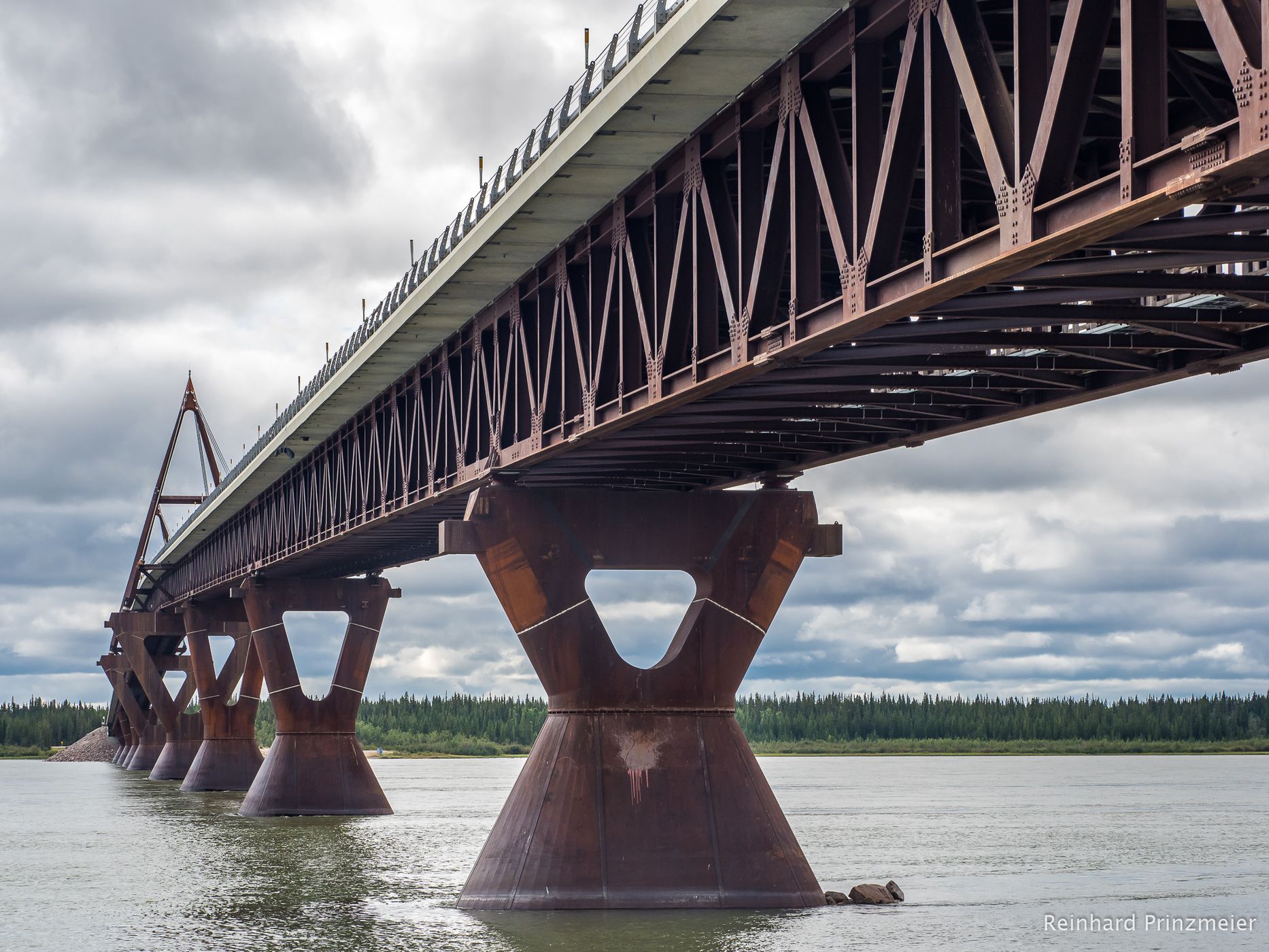 Deh Cho Bridge, Canada