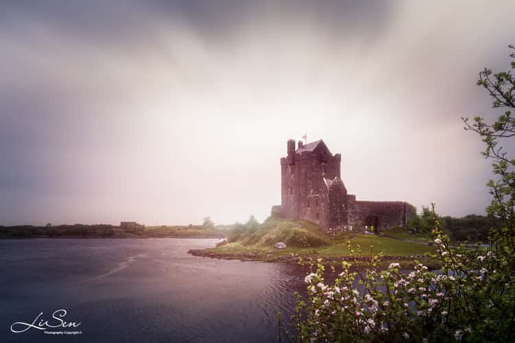 Dunguaire Castle