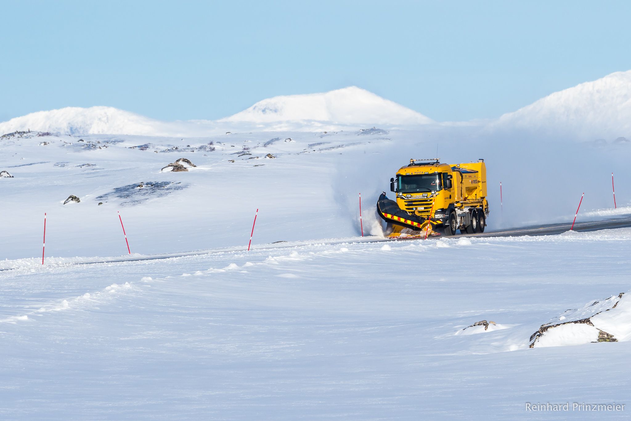 E6 crossing the Polar Circle, Norway
