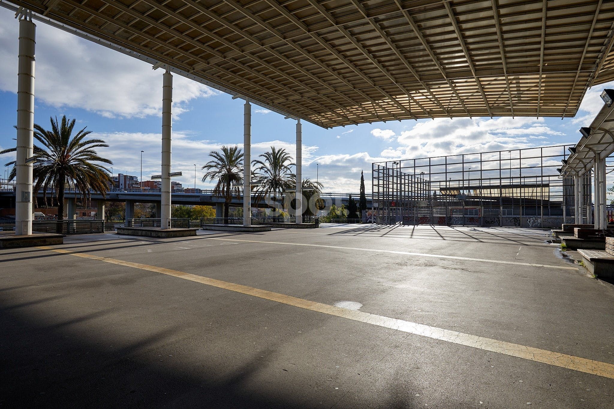 Pista Baloncesto, Spain