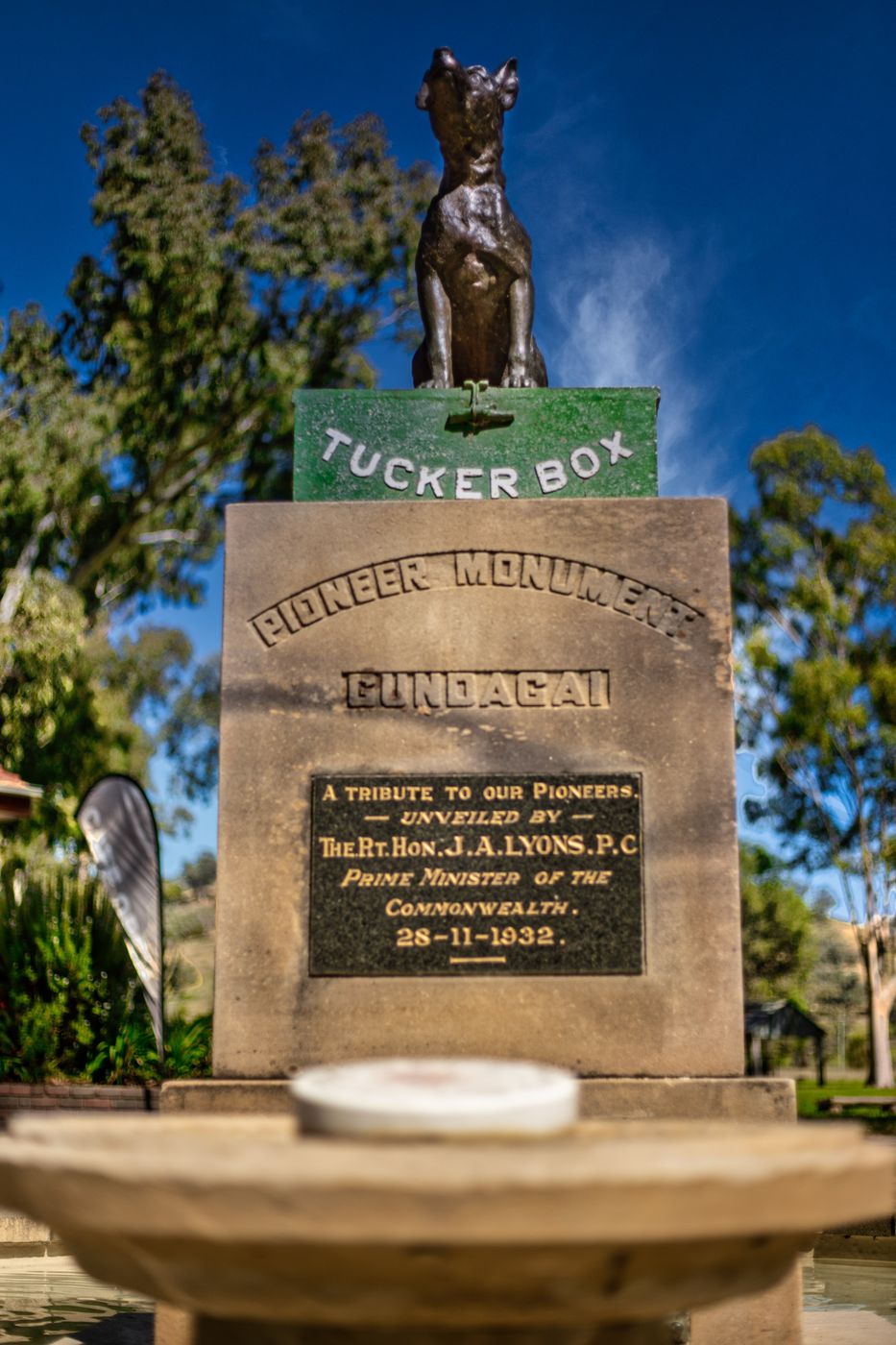 The dog on the Tuckerbox, Gundagai, New South Wales, Australia