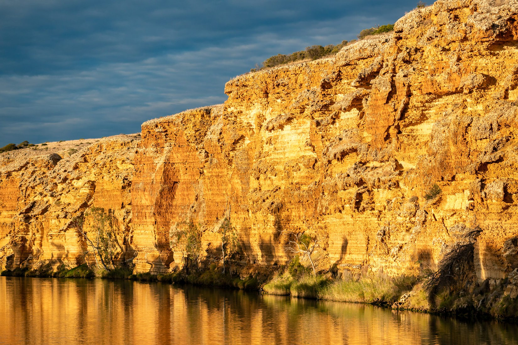 Walker Flat Cliffs, Australia