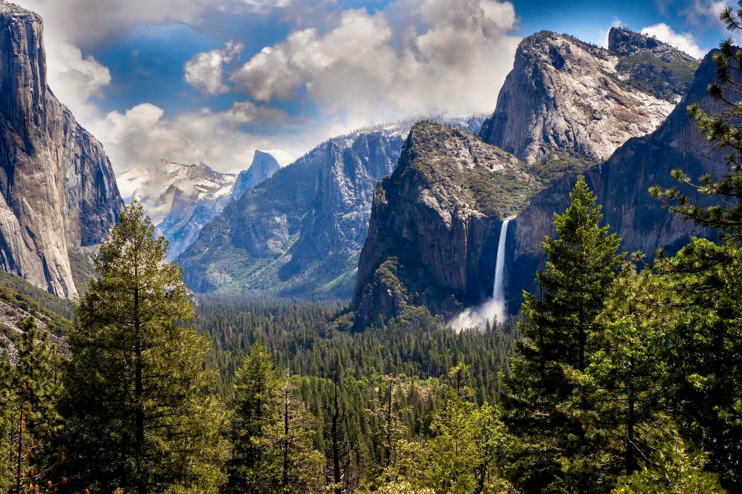 Yosemite Valley overlook, USA