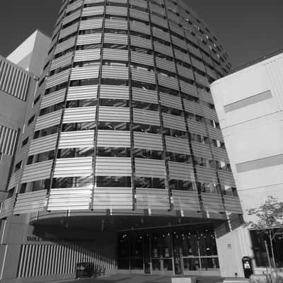 CSUF Henry Madden Library, USA