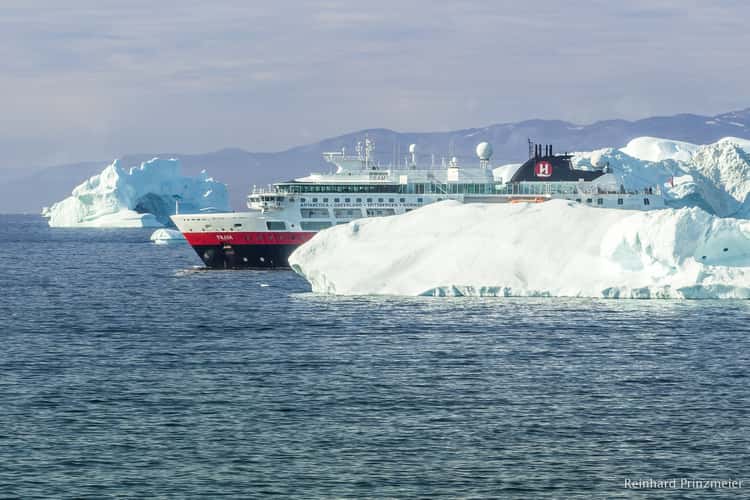 In front of Ilulissat