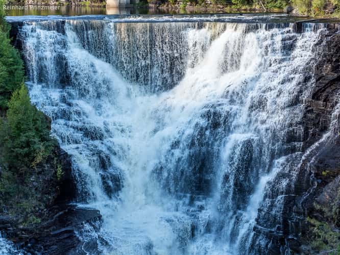 Kakabeka Falls