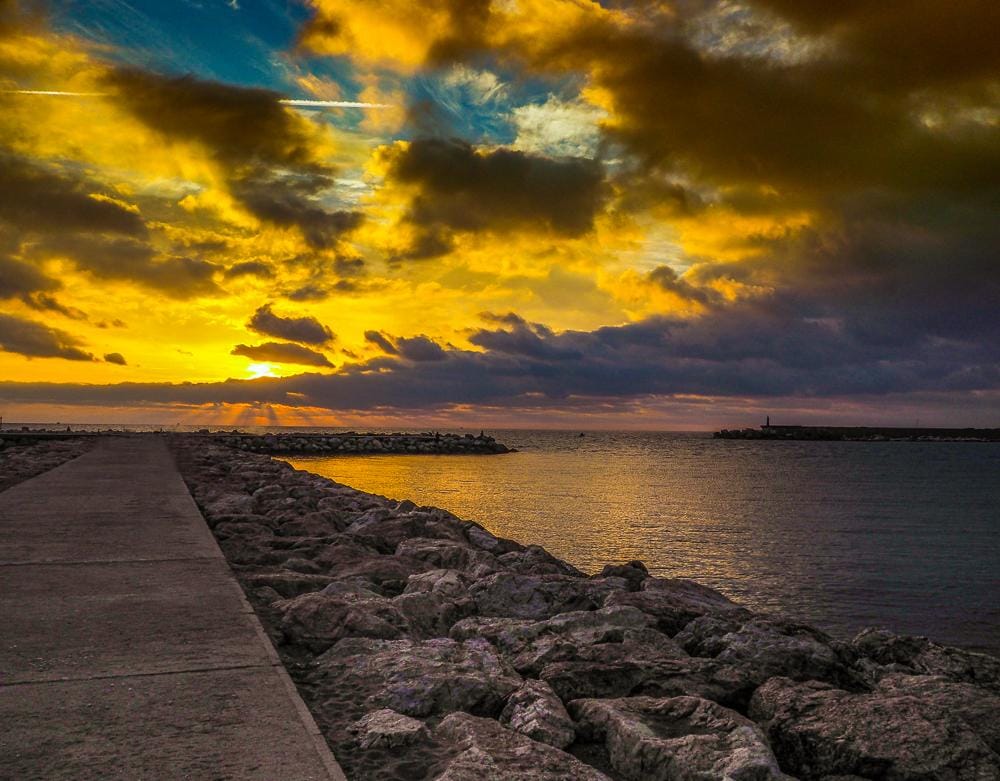 Playa San Francisco breakwater, Spain