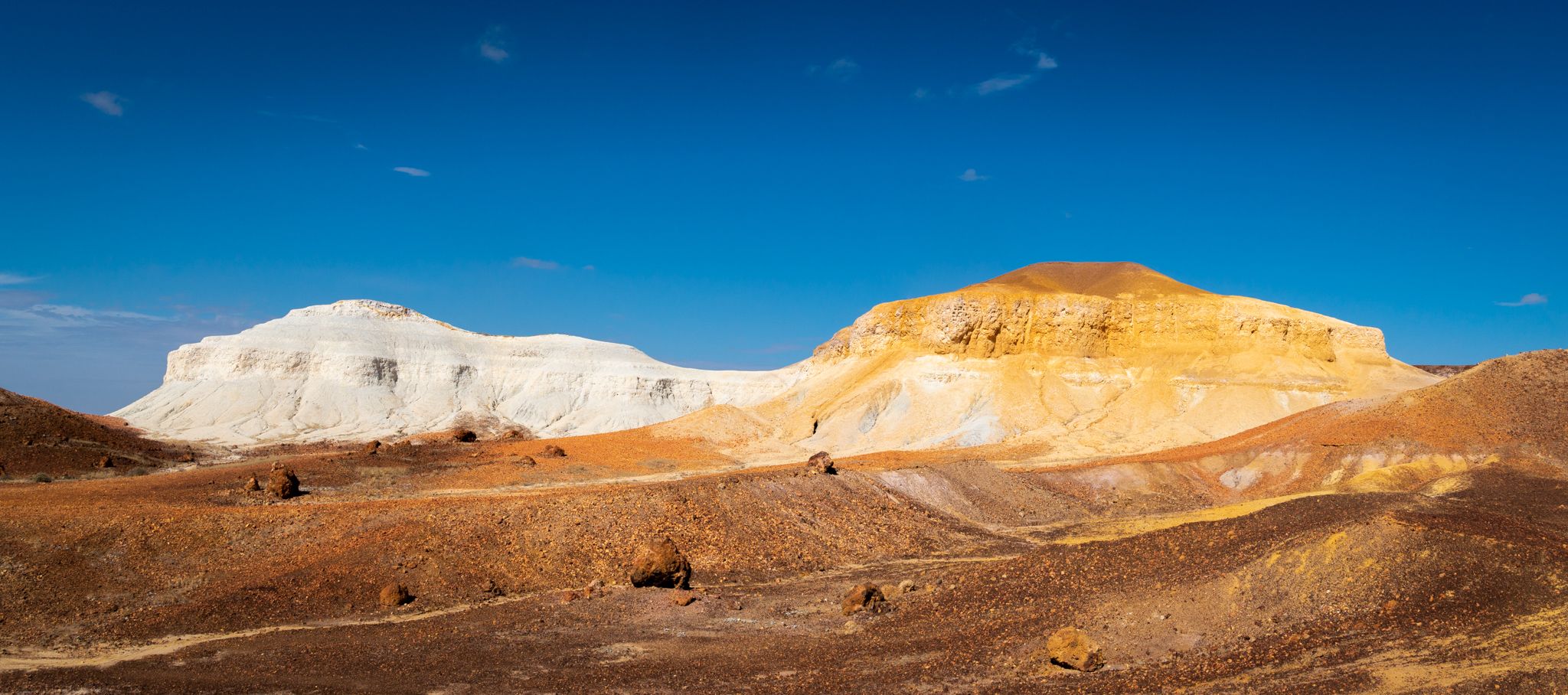 Salt and Pepper, Australia