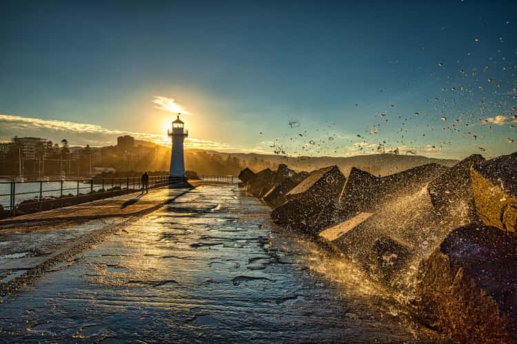 sunbeam water spray, Lighthouse, Wollongong, NSW