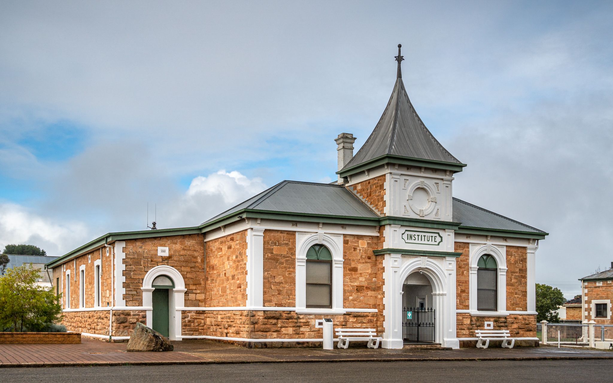 Yacka Institute, Australia