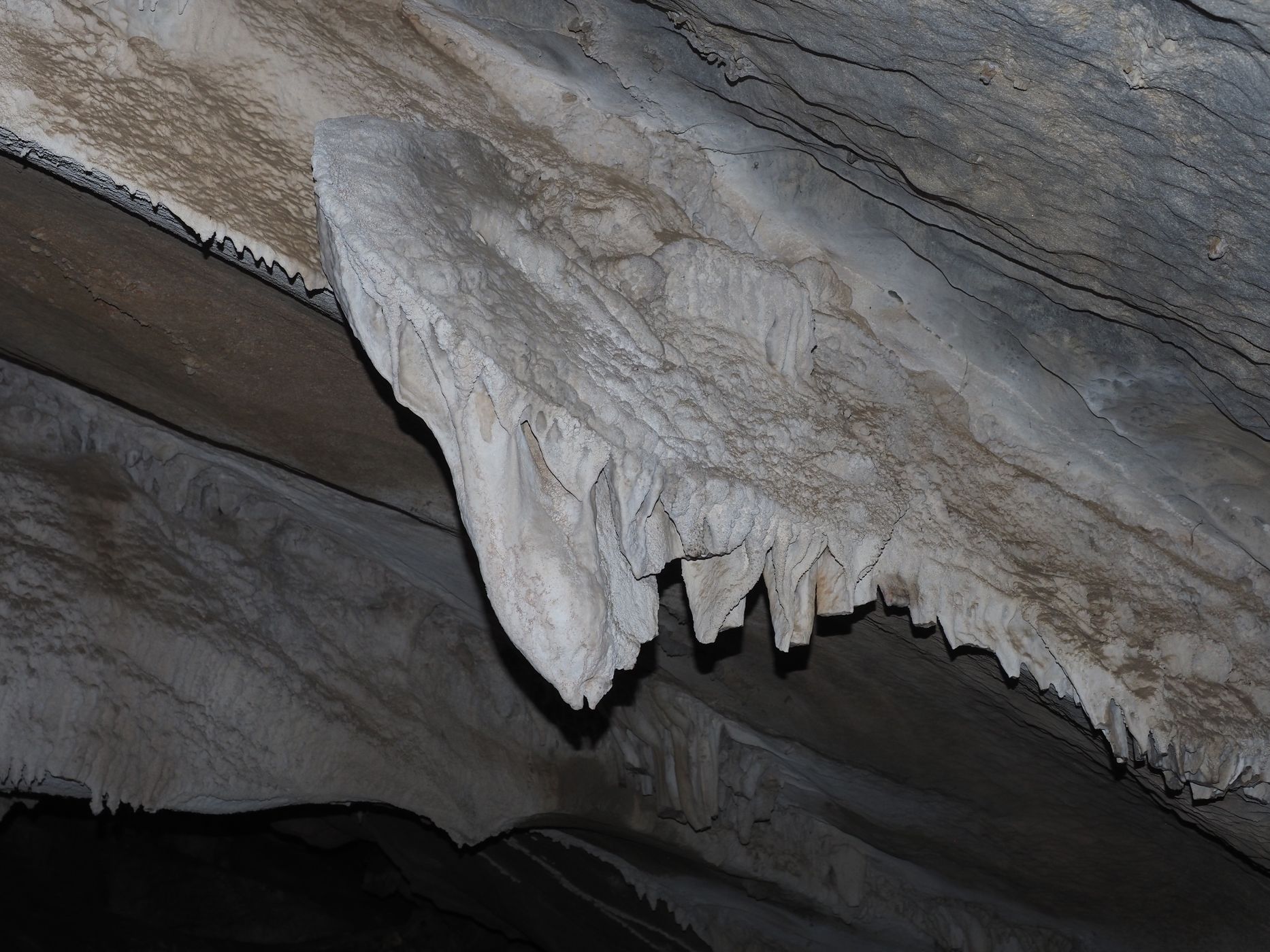 Boyden Cavern, USA