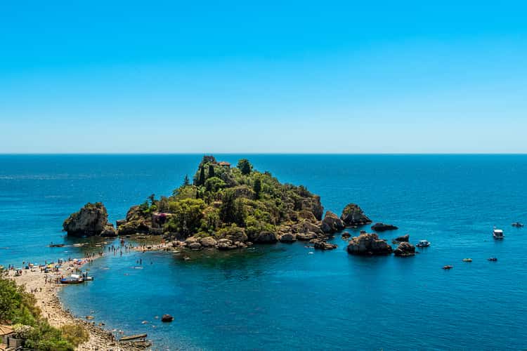Isola Bella - View from the street