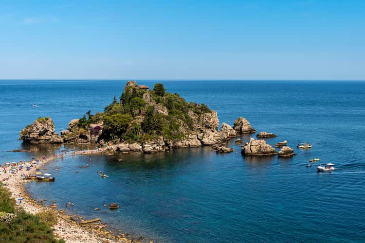 Isola Bella - View from the street