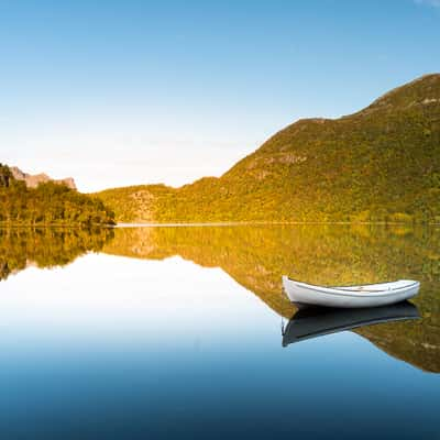 Layby on Route 820 Ryggedalsvatnet Lake, Norway