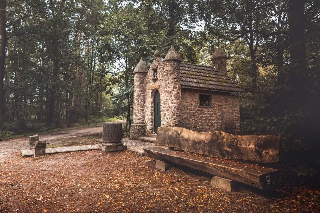 Sint-Amor Kapel, Belgium