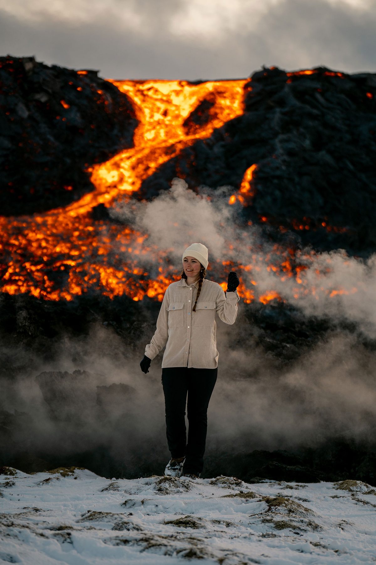 Stunning Photography from an erupting Volcano in Iceland