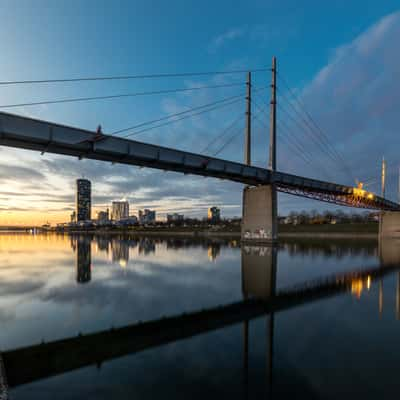 Kaisermühlenbrücke, Vienna, Austria