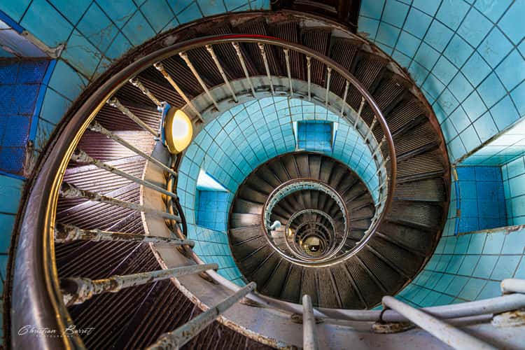 Spiral staircase inside La Coubre Lighthouse
